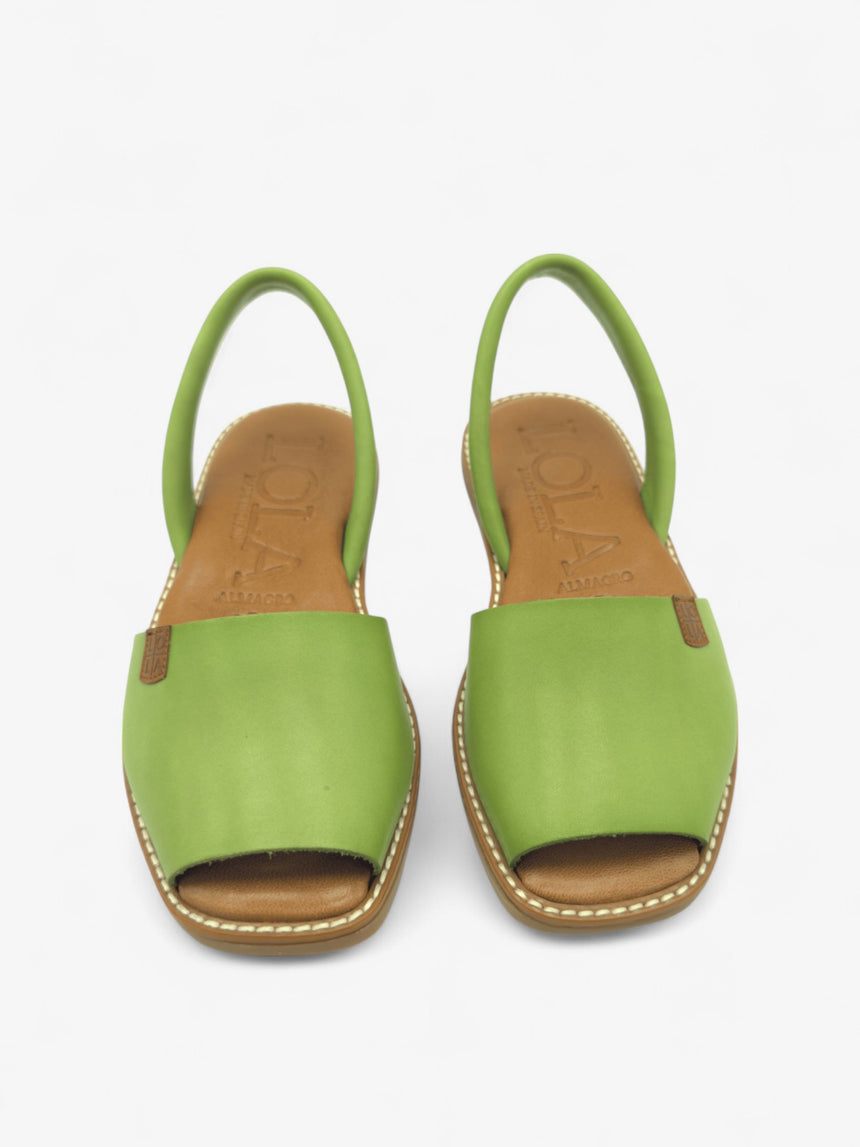 GALDANA flat Menorcan shoe in green (sample)