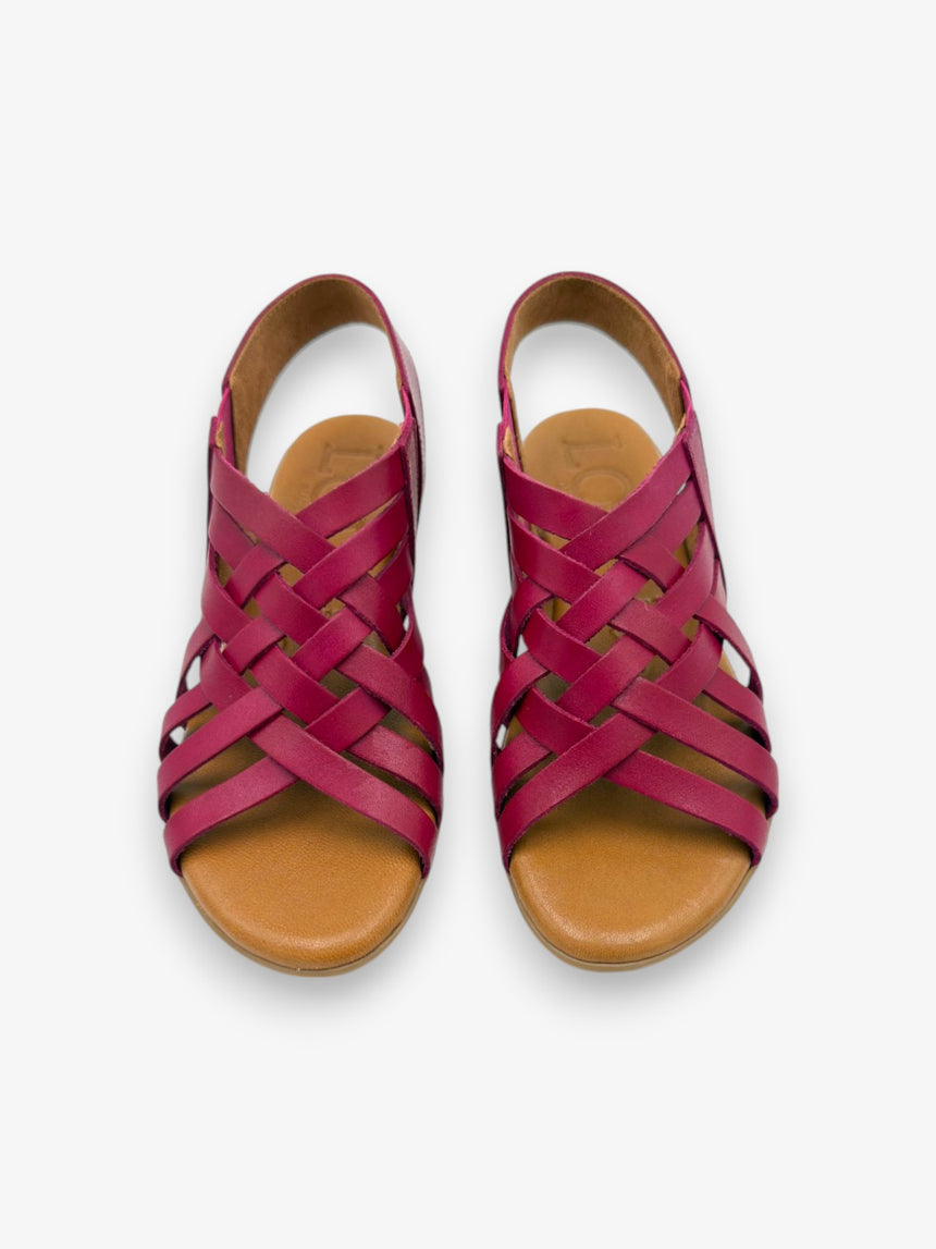 Sandalia plana Granadella de piel color fucsia