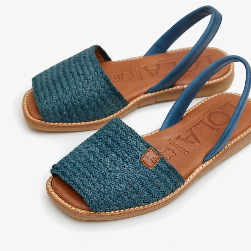 Menorcan flat LITHICA jeans