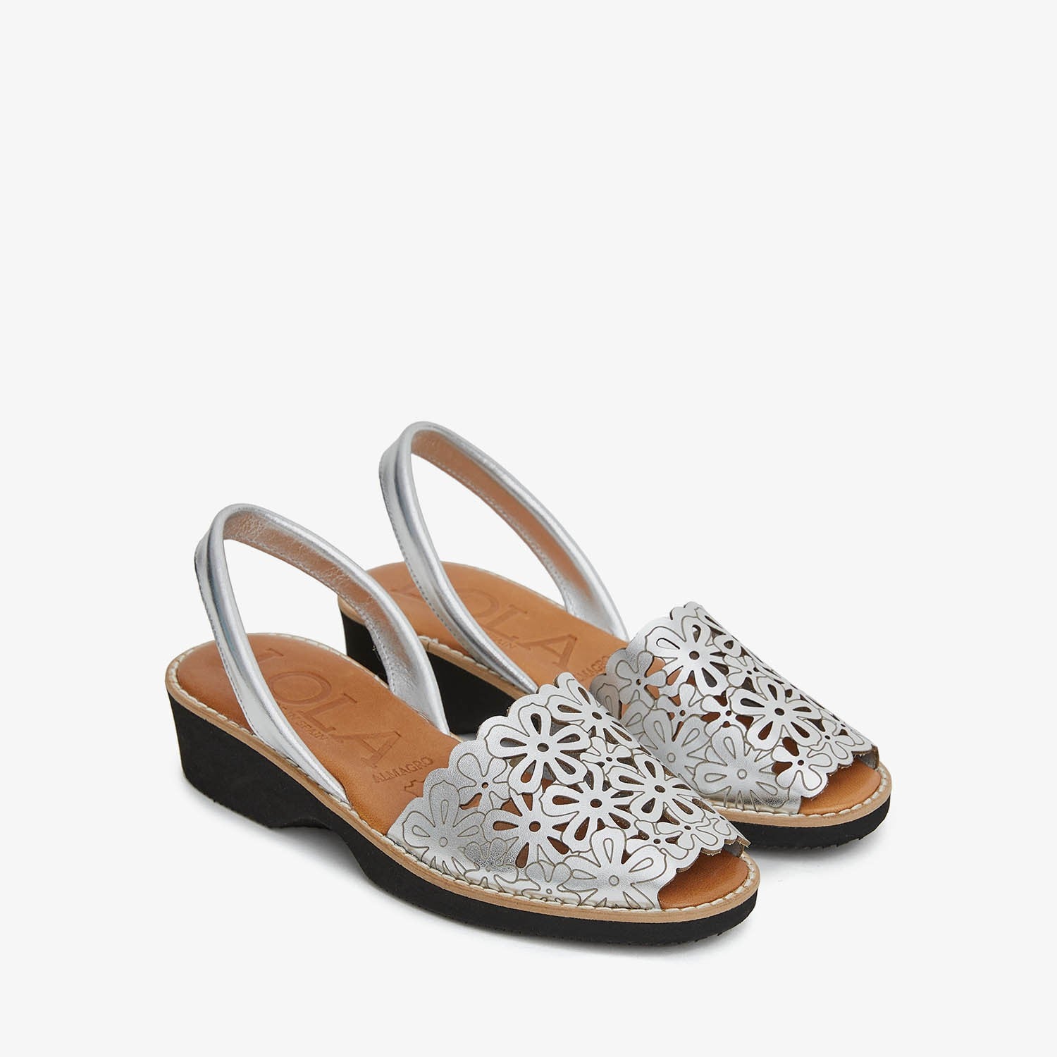 なつき Menorcan sandals with BINIBECA silver wedge – Lola Almagro